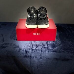 Anna Wintour Jordan 3 retro “Vogue” Edition Sneakers